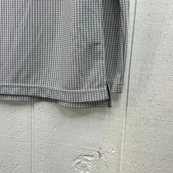 Zyia Active Men’s White Honeycomb X Logo Size Medium Long Sleeve Dry Fit Tee - Picture 3 of 7